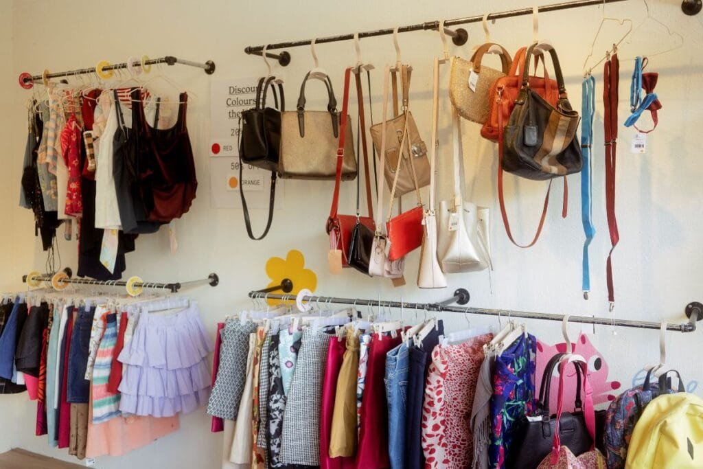 Decoração Sustentável - Ideias Criativas para um Lar Eco-Friendly em 2025 - Marcia Perry Interiors - 6